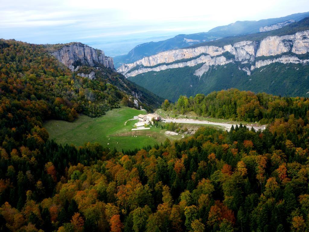 Hotel Du Col De La Machine Saint-Jean-en-Royans Exteriör bild