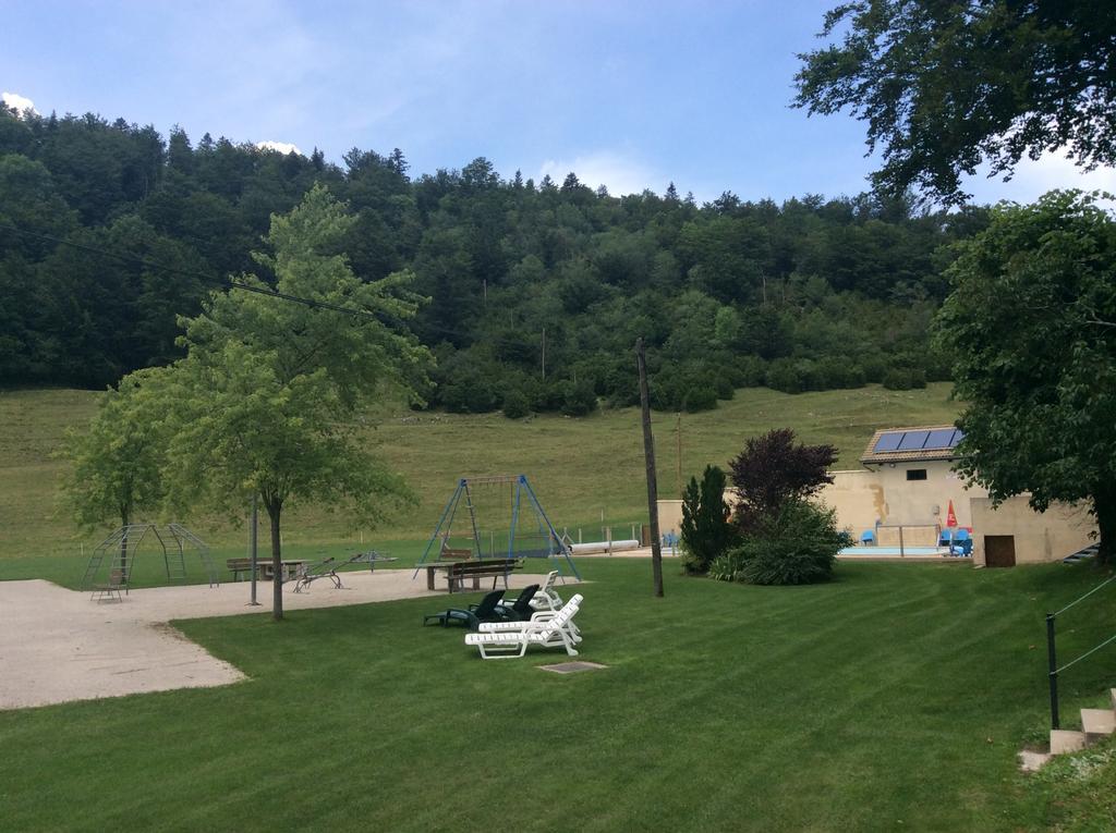 Hotel Du Col De La Machine Saint-Jean-en-Royans Exteriör bild