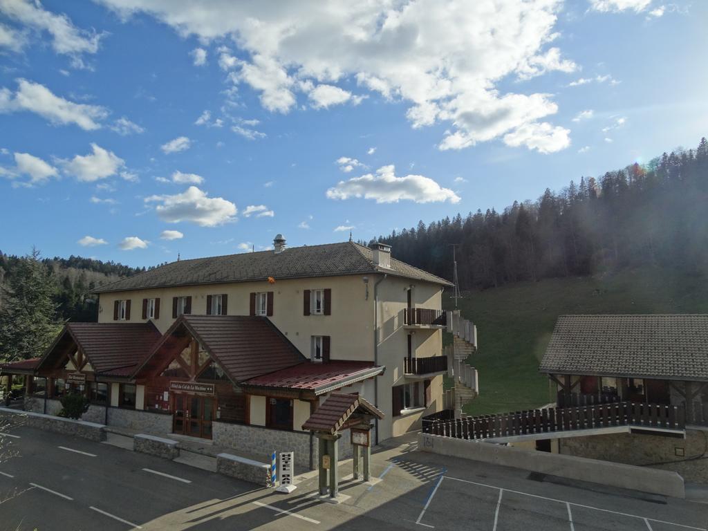 Hotel Du Col De La Machine Saint-Jean-en-Royans Exteriör bild